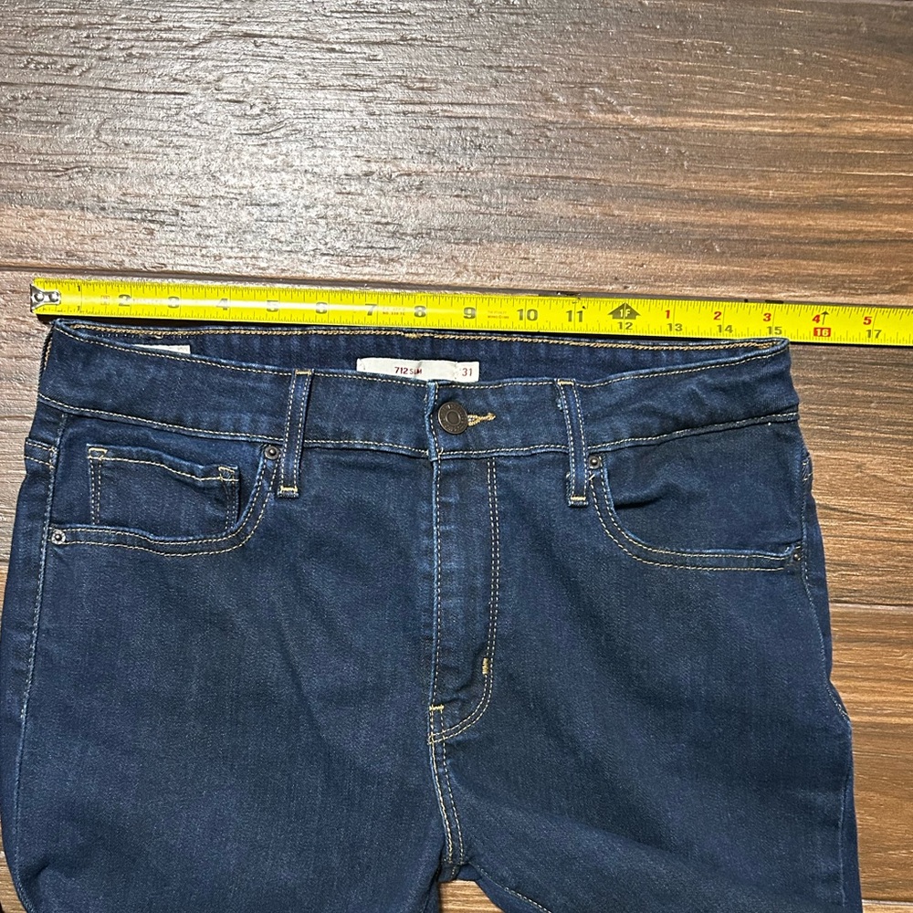 31x32 Levi’s Women’s 712 Slim Jeans Dark Wash - Picture 5 of 8